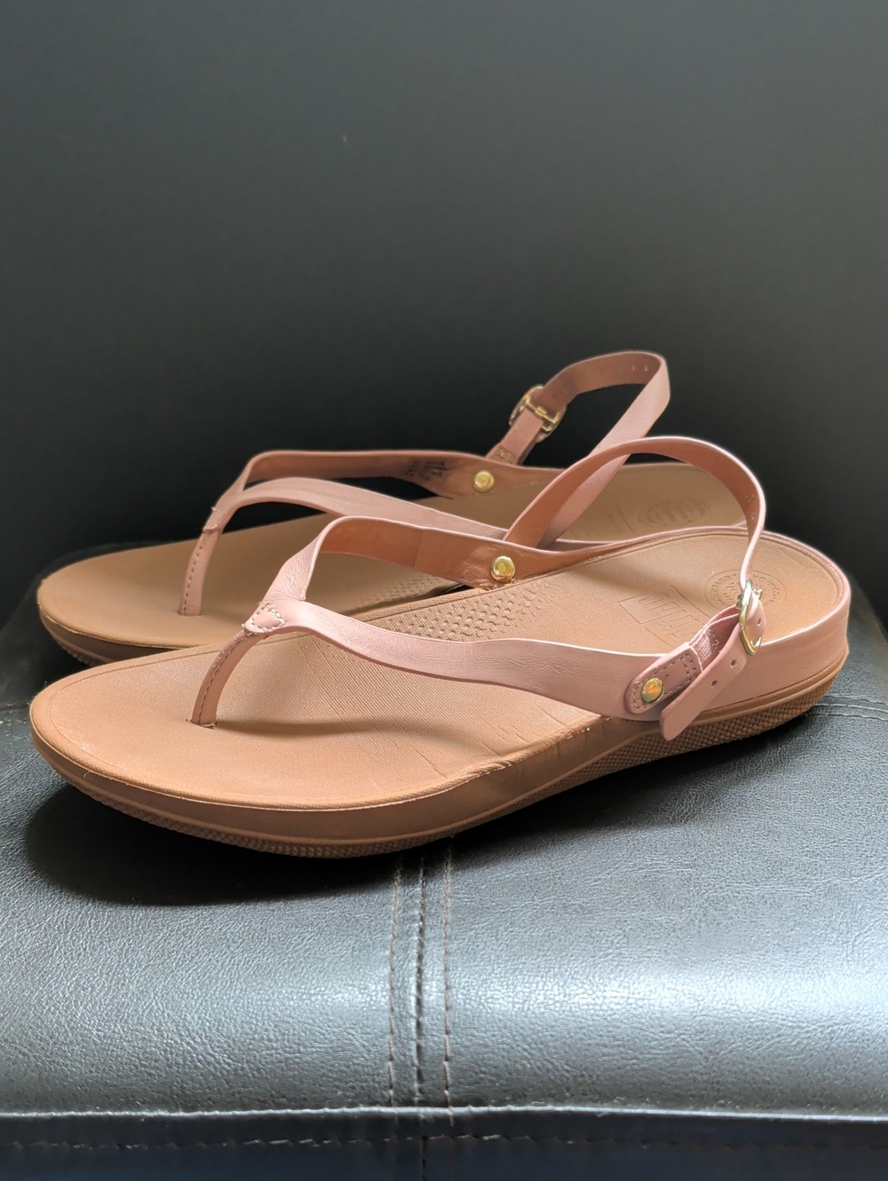 FitFlop Flip Dusty Pink Leather Strappy Comfort Walking Outdoor Beach Sandals